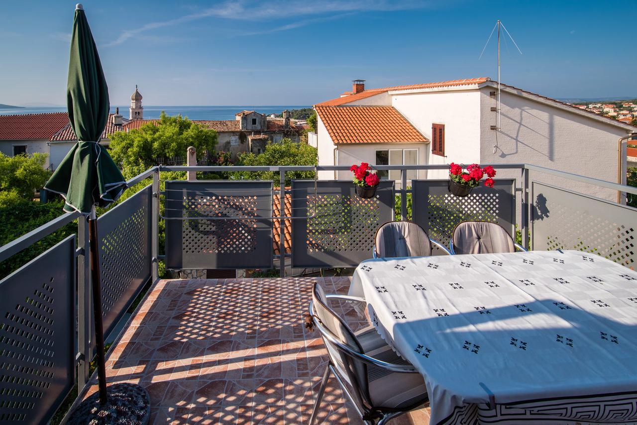 קרק Apartment Sandra Krk מראה חיצוני תמונה